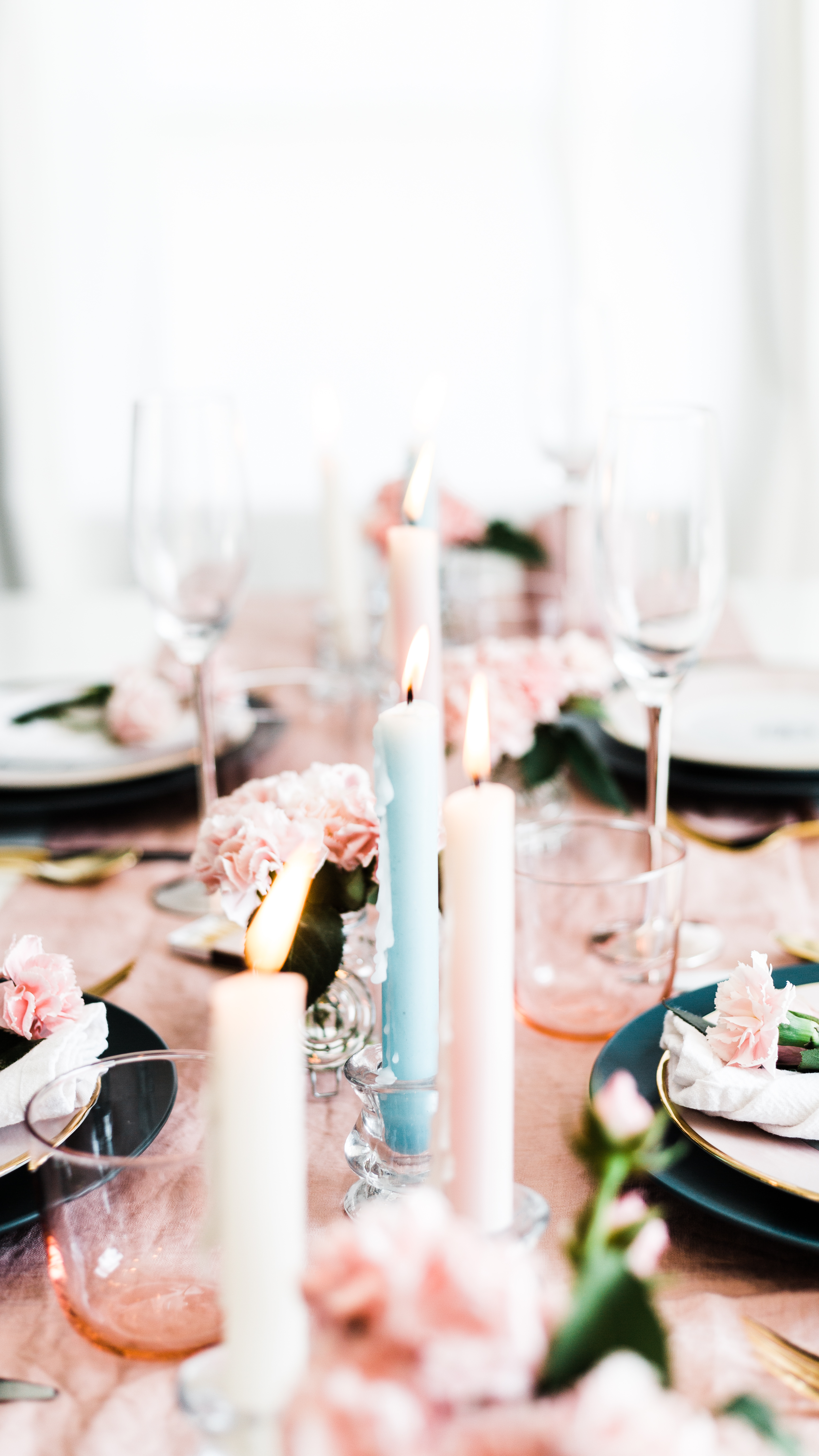 Mother’s Day Floral Tablescape